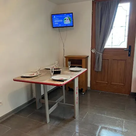 Tres Bel Appartement Bleu Montclar  Exterior foto